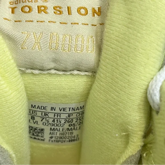 NWT Men’s Size 8 Adidas Originals ZX 8000 Sneakers in Yellow Tint H02119 - Picture 5 of 8